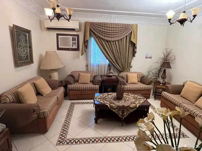 للبيع كنب غرفة ضيوف عدد 6 اشخاص 0