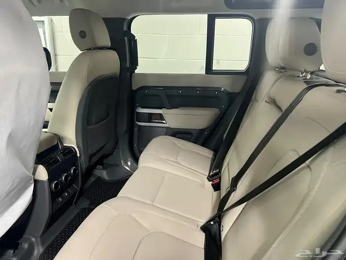 ديفندر 2024 SE V4 جديد 3