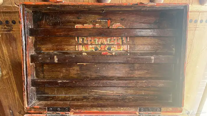 تراث نوادر صندوق العملات السعودية المعدنية 4