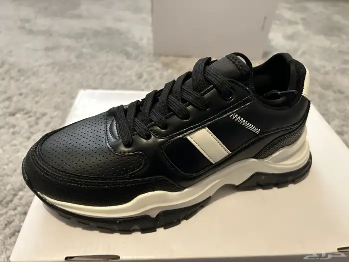 احذية ميلانو اصلية جديدة بالكرتون 7