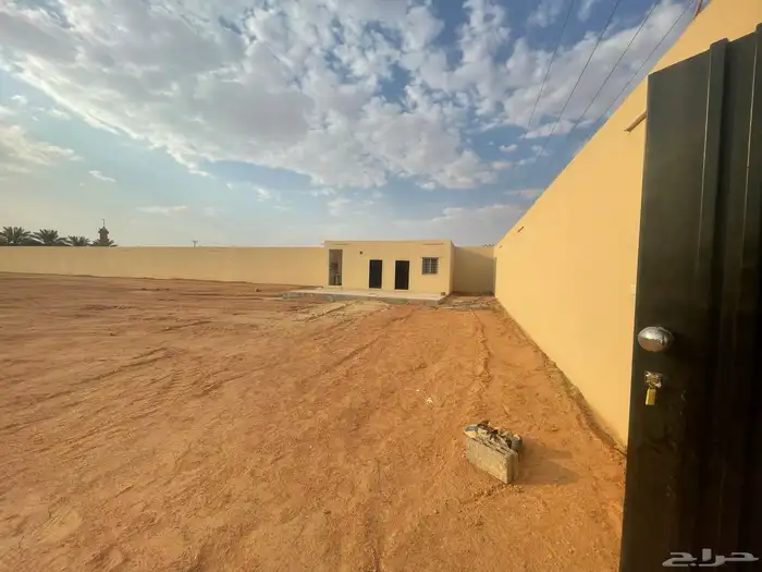 العفجة مستودع حوش 2