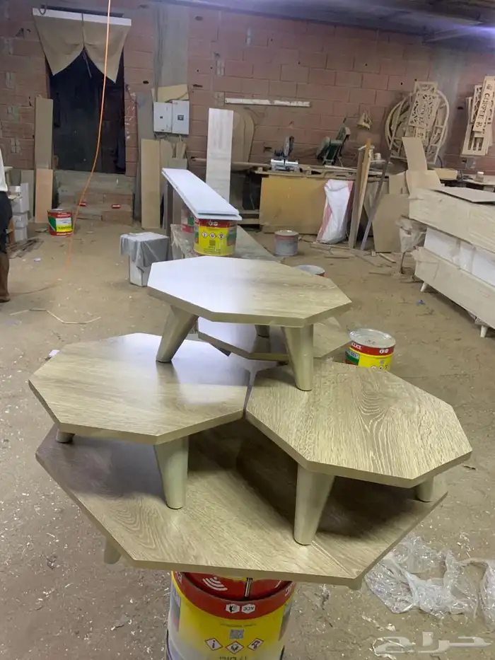 طاولات ارضي 8