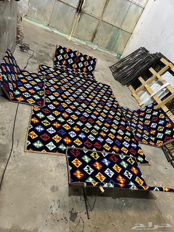 أطقم جلسات حديد 9 قطع 17