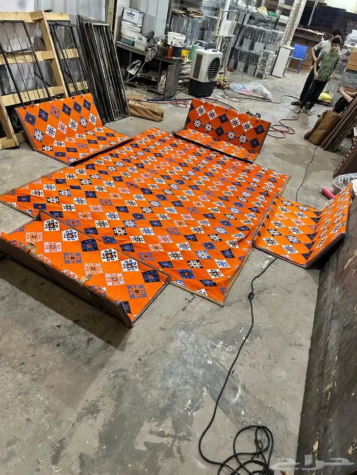 أطقم جلسات حديد 9 قطع 16