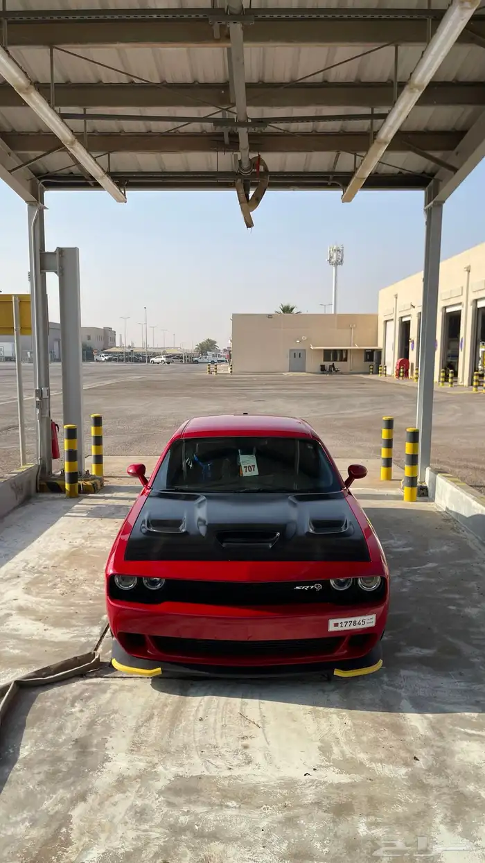 challenger SRT HELLCAT 13
