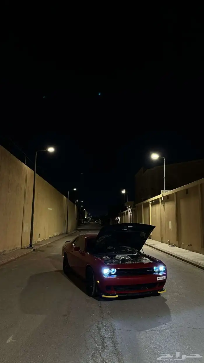 challenger SRT HELLCAT 11