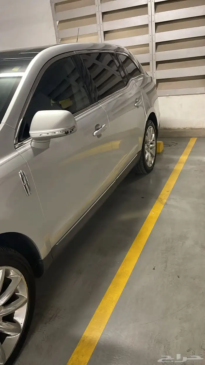 لنكولن LINCOLN MKT 6
