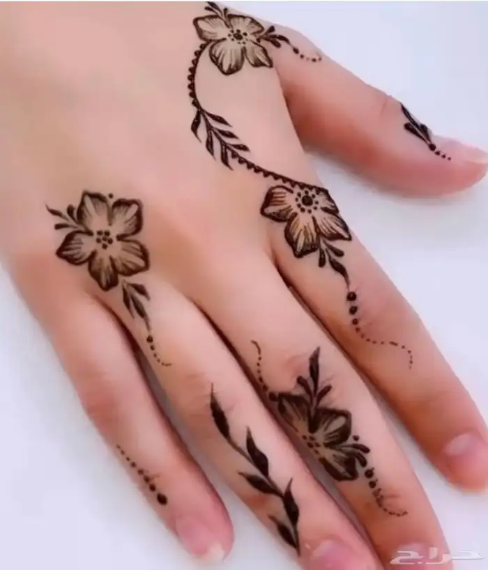 حنا وصبغه ورسم على الوجهه 1
