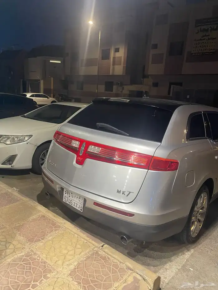 لنكولن LINCOLN MKT 7