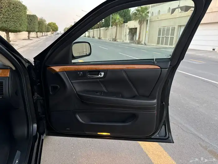 كاديلاك حكومي بلاتنيوم مخزن عداد 26 8