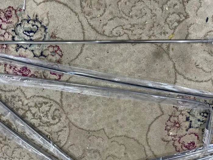 زيك ربع وشاص وكله يركب علا جمي الموديلات جديد 3