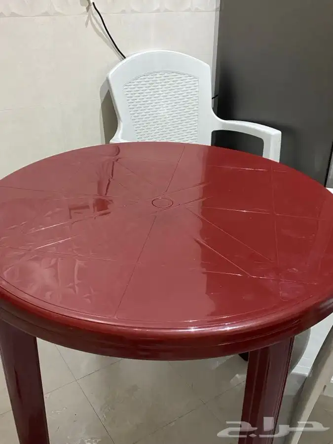 طاولة طعام وكرسيين 2