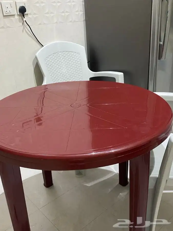 طاولة طعام وكرسيين 3