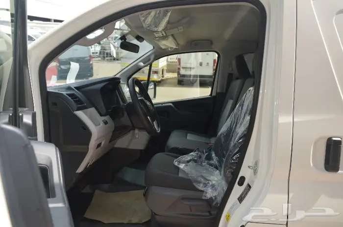 تويوتا باص 2025 هايس بضاعة ديزل قير اوتوماتيك 9