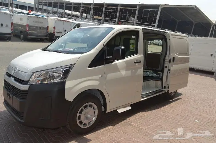 تويوتا باص 2025 هايس بضاعة ديزل قير اوتوماتيك 18