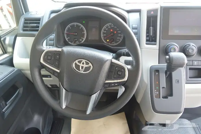 تويوتا باص 2025 هايس بضاعة ديزل قير اوتوماتيك 21