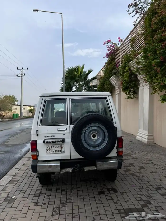 جيب ربع 2005 ماشي 96 الف محايل عسير ابها 25