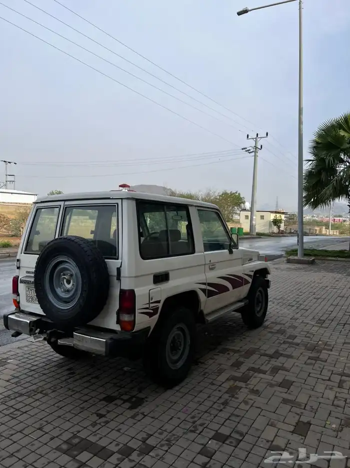 جيب ربع 2005 ماشي 96 الف محايل عسير ابها 16