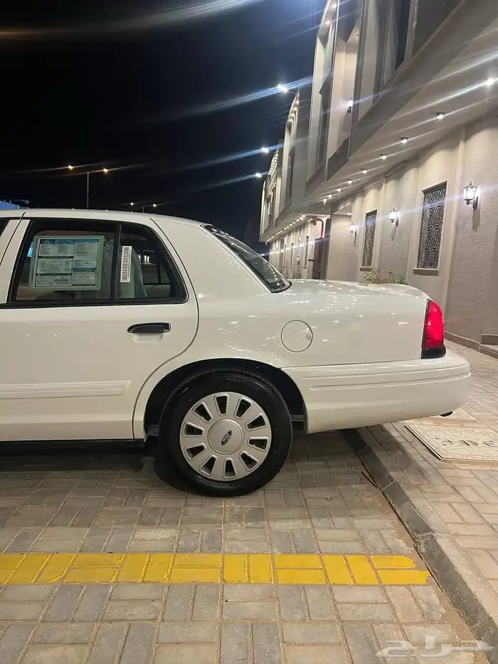 فورد بوليسي 2011 ماشي 106 الاف (تم البيع) 5