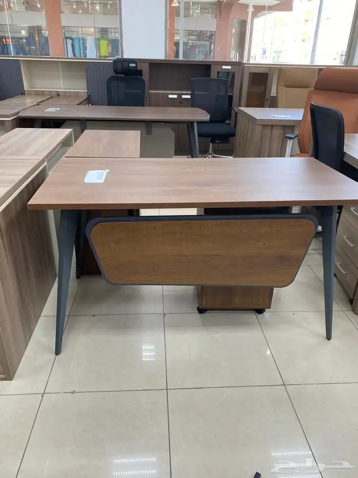 كراسي مكاتب كراسي أنتظار كنب جلد 40