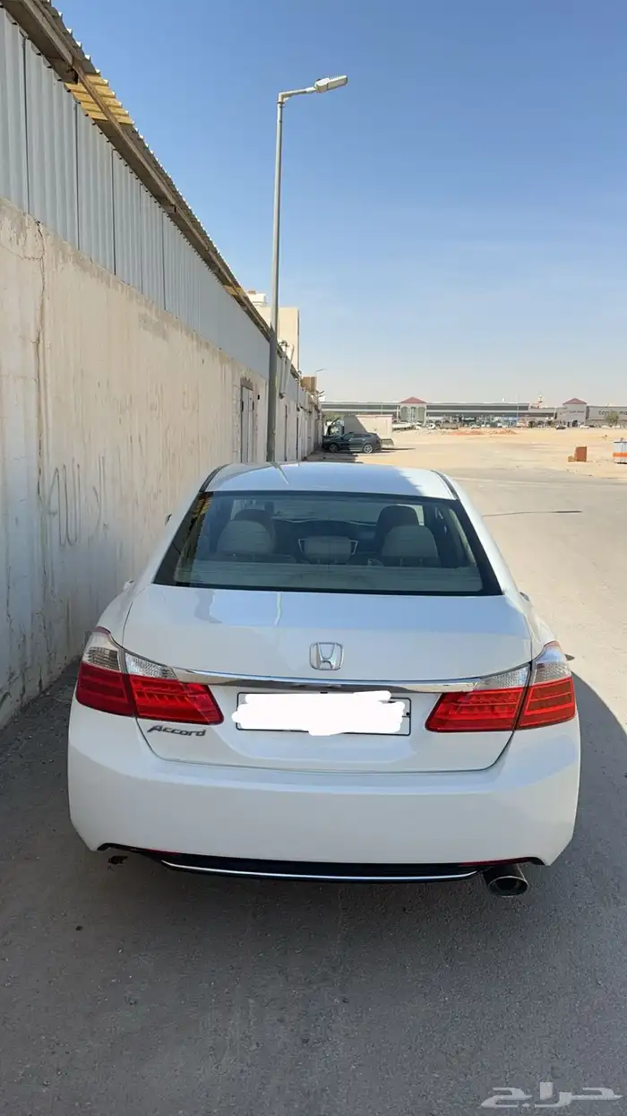 للبيع هوندا اكورد 2014 1