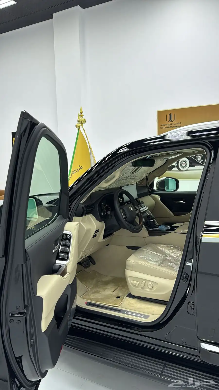 لاند كروزر GXR-L5-2024 للايجار اليومي تاجير سيارات - جكسار 2