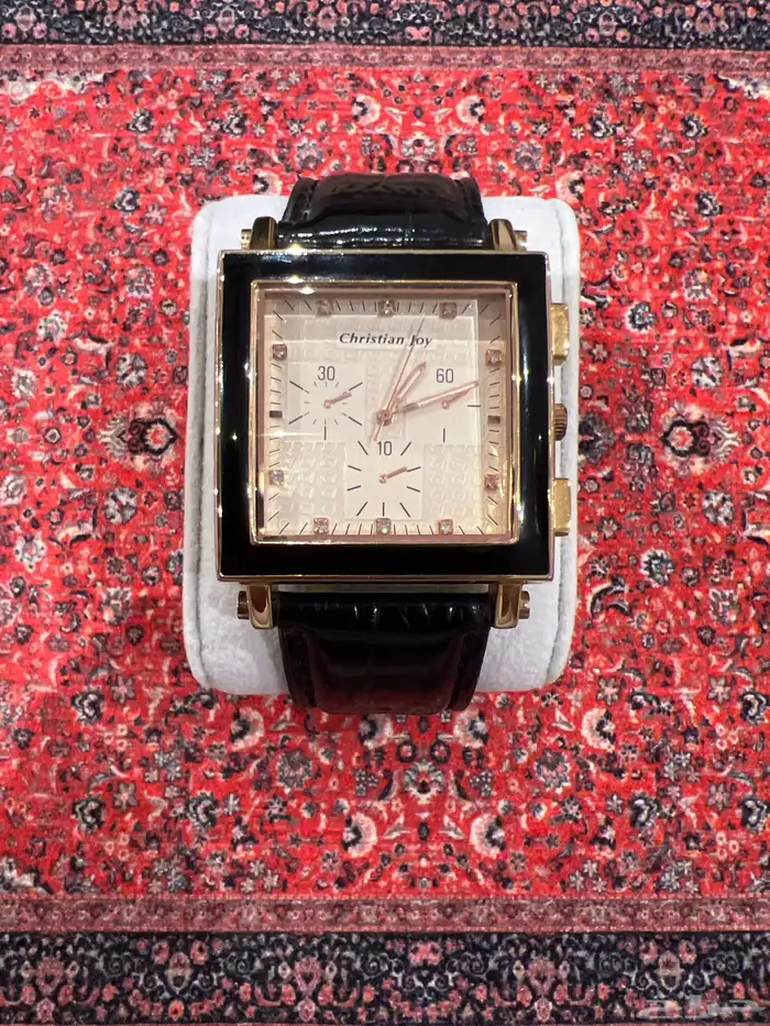 ساعة  Christian Joy قديمه للبيع 0