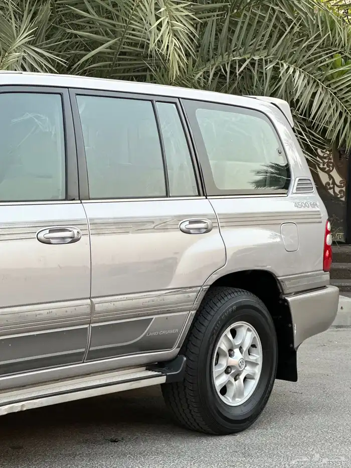 ((تم البيع )) تويوتا جيب GXR 2004 نظيف وكالة 4