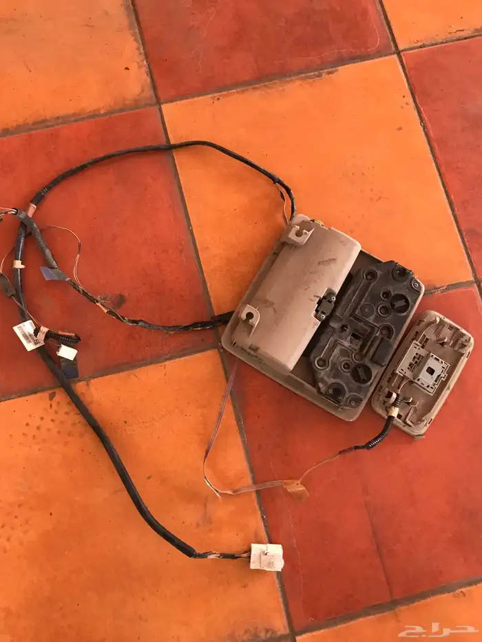 لنبة سقف كامري2012 اصلي 3