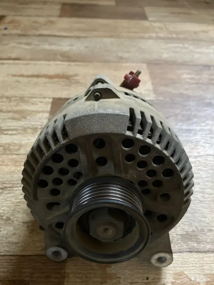 دينمو فورد كراون فكتوريا حق الوكالة موديل 1997 0