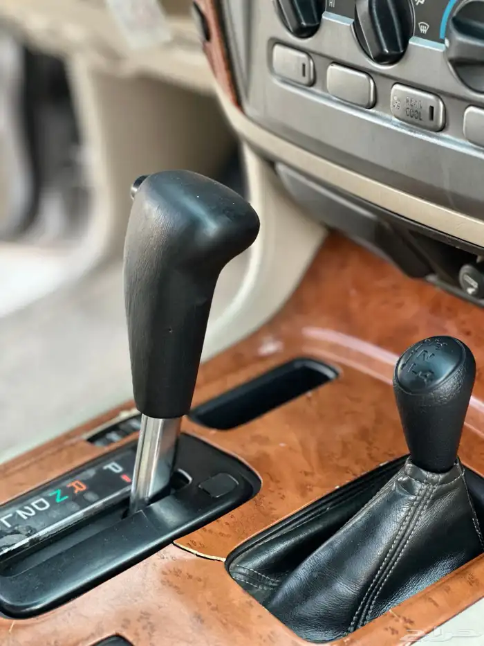 ((تم البيع )) تويوتا جيب GXR 2004 نظيف وكالة 35