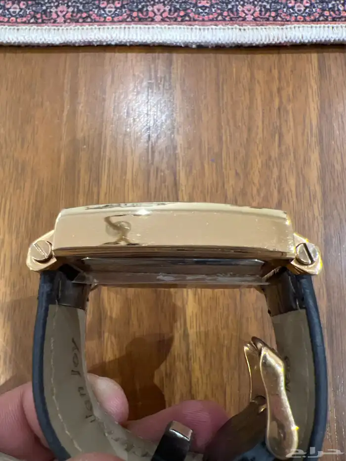 ساعة  Christian Joy قديمه للبيع 2