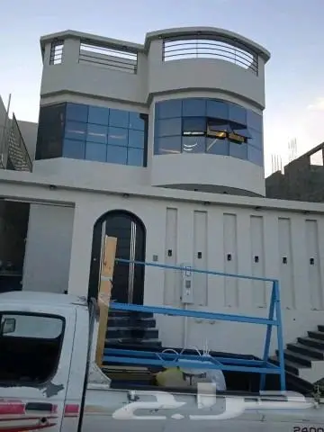 زجاج والمنيوم وجهات استركشر وبلكونت ومرايت محايل عسير 10