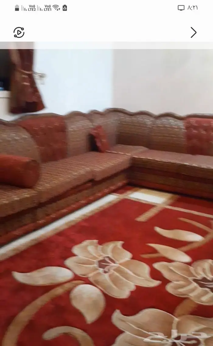 طقم كنب كامل مع ستايره والزوليه والطاولات 1