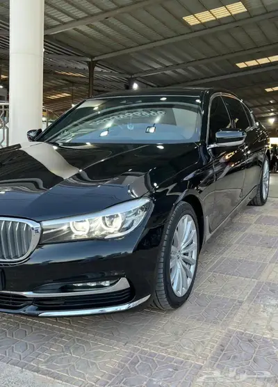 بي ام دبليو 2018 الفئة السابعة 730Li تم البيع 4