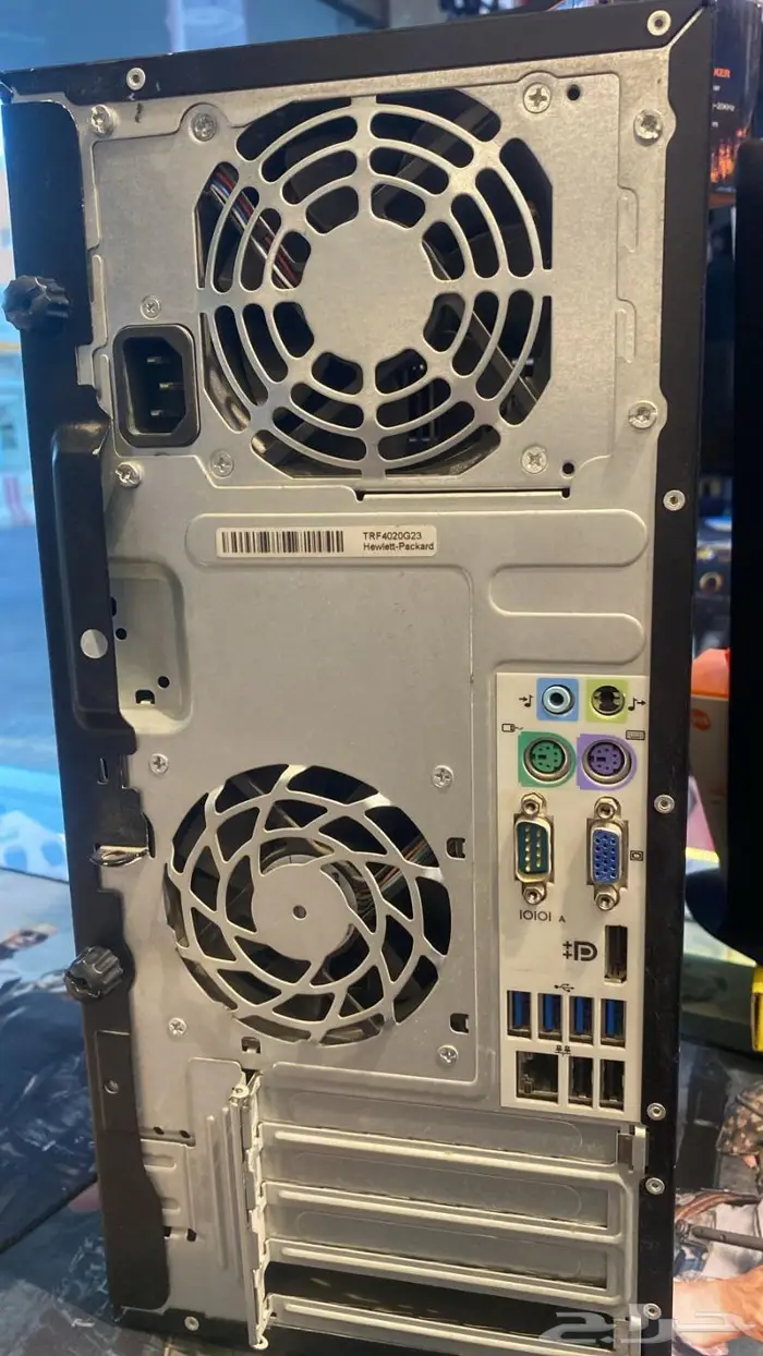 كمبيوتر مكتبي كامل hp معالج i7 مع شاشه ولوحة مفاتيح و ماوس 8