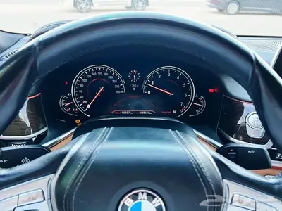 بي ام دبليو 2018 الفئة السابعة 730Li تم البيع 8