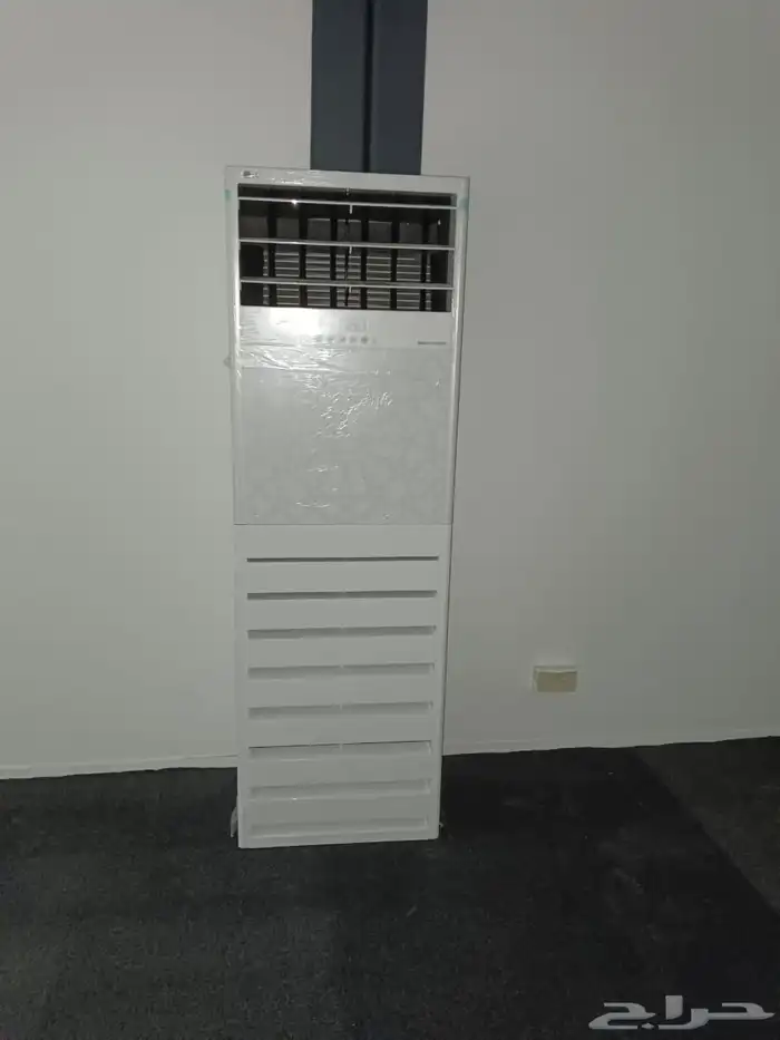 Mint condition 2024 LG AC inverter 5Ton - 4 months use only 1