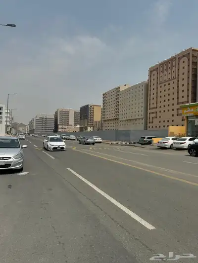 شقق تمليك قيد الانشاء في المربع الذهبي بحي بطحاء قريش 3 غرف 5