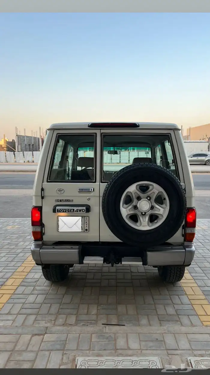 تويوتا ربع 2009 حكومي ماشي 116 الف (تم البيع) 11