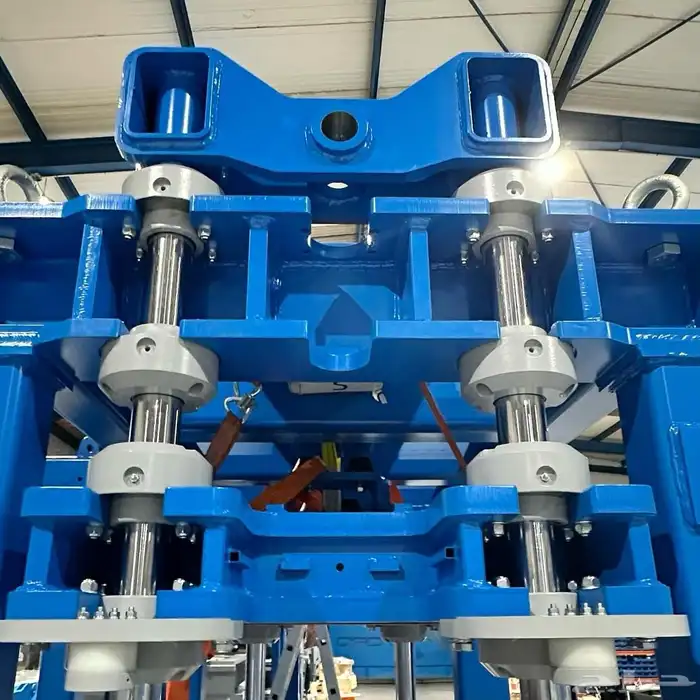 صيانه وفك وتركيب مصانع الانترلوك والبلك والبلدوره 19