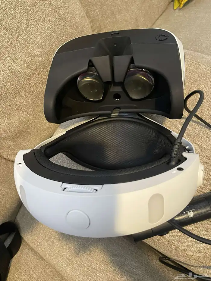 نظاره بلاستيشن 4 VR 1