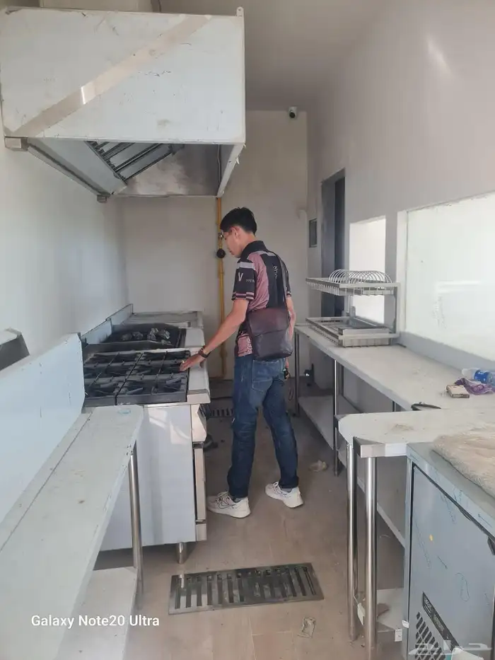 تركيب مداخن استيل وتفصيل طاولات 31