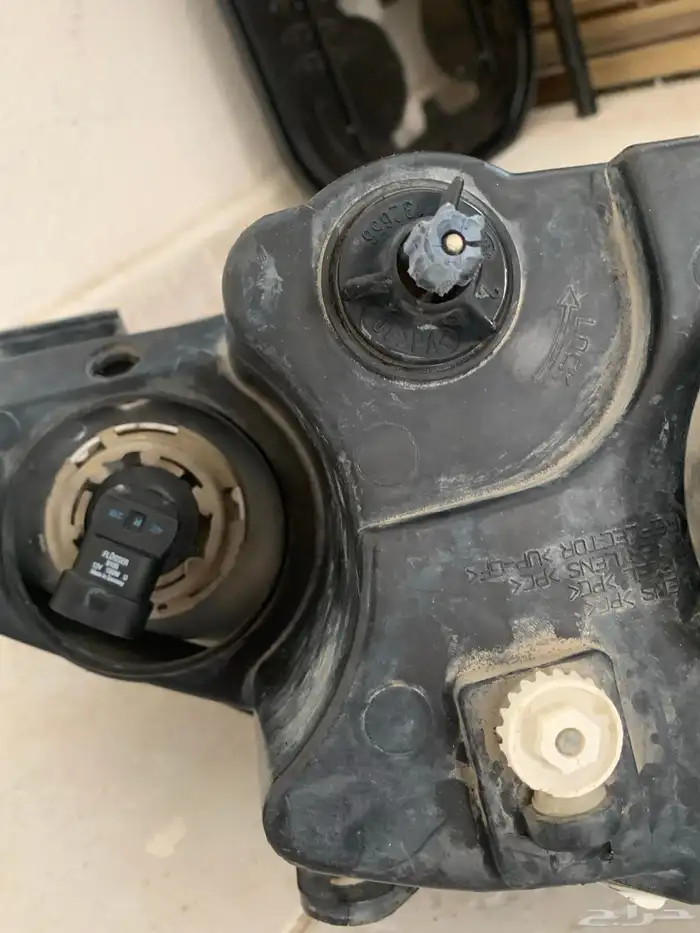 شمعة كامري 2004 2003 اصلي وكالة 19