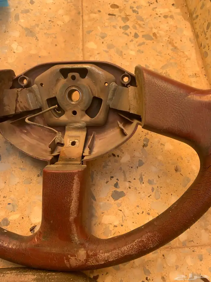 اغراض وقطع هايلوكس 91 92 93 94 95 96 97 13