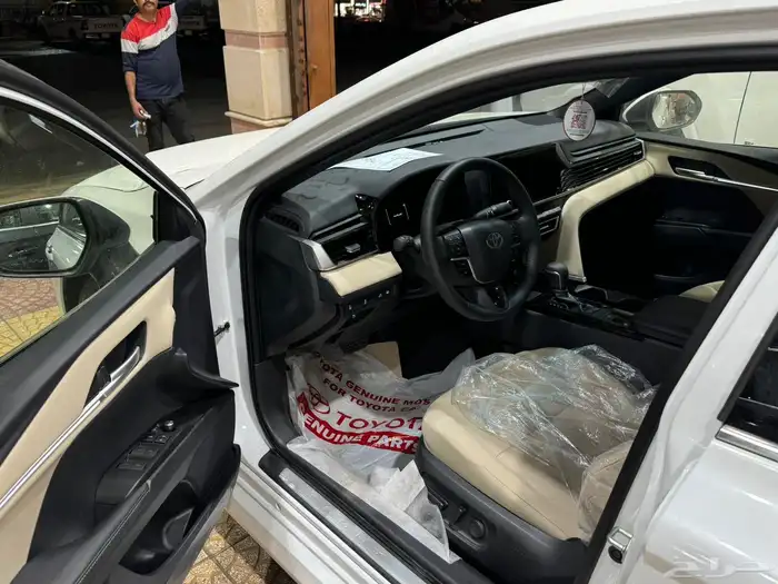 تويوتا كامري 2025 LE بنزين 10