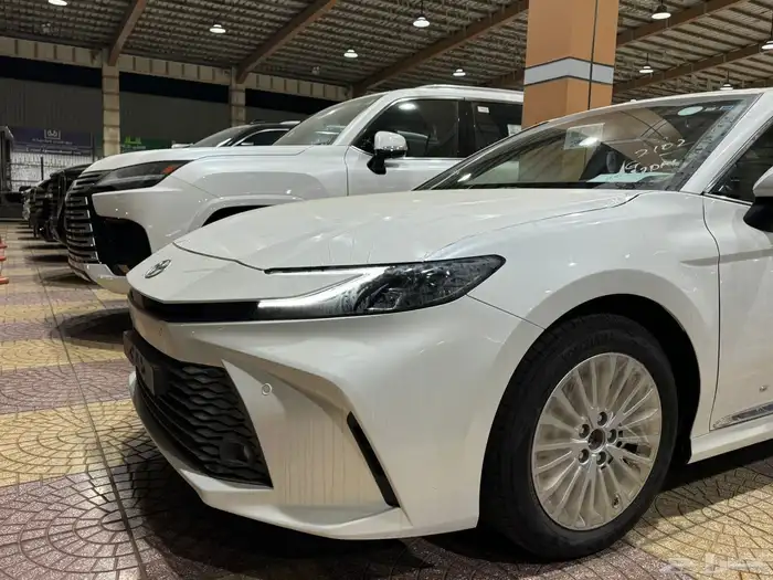 تويوتا كامري 2025 LE بنزين 6