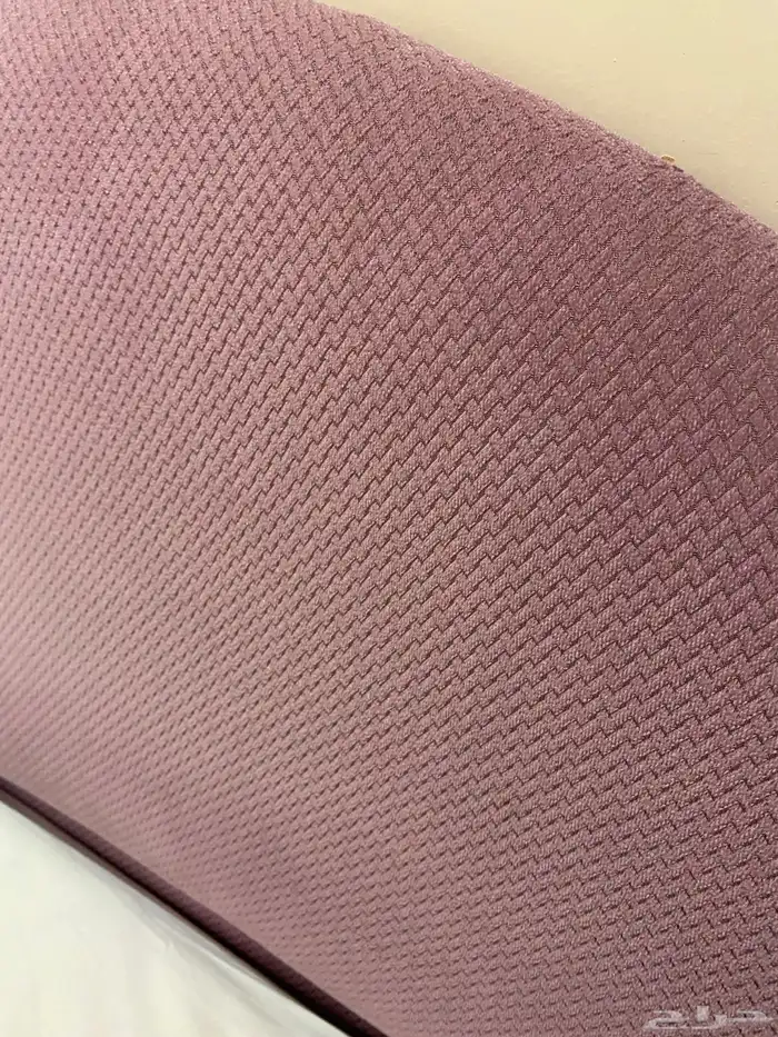 اللوح الأمامي للسرير 1