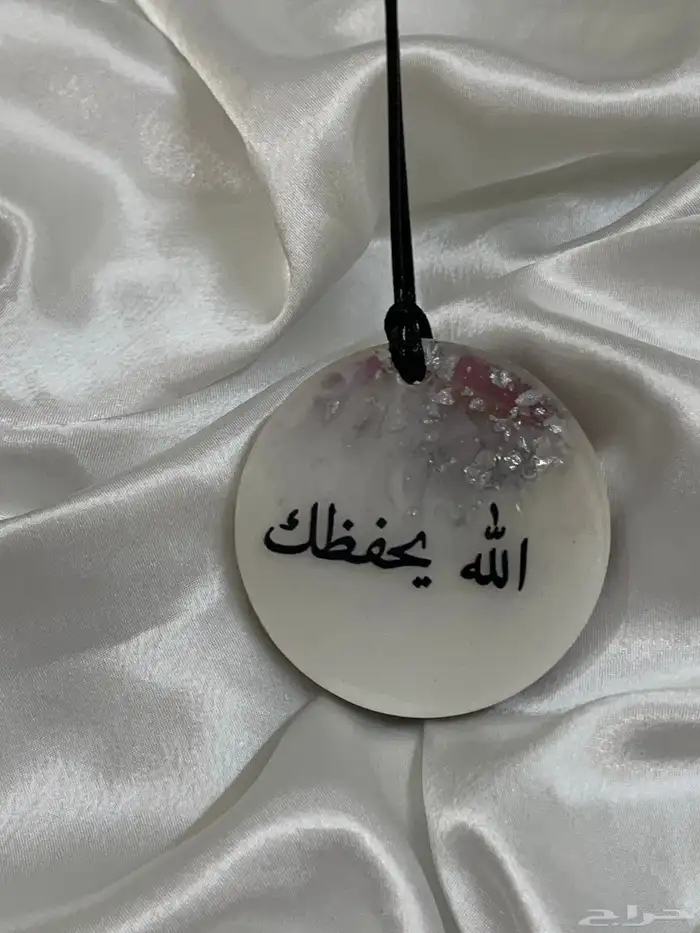 ميداليات وتعليقات سيارات بمادة الريزن على حسب الطلب 3