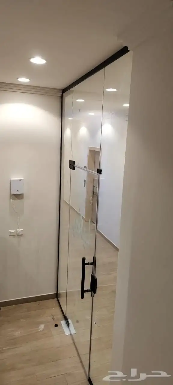زجاج سكريت بحدث المواصفات العالمية 3
